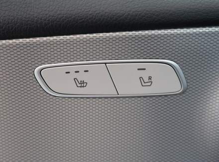 Mercedes-Benz - E-class