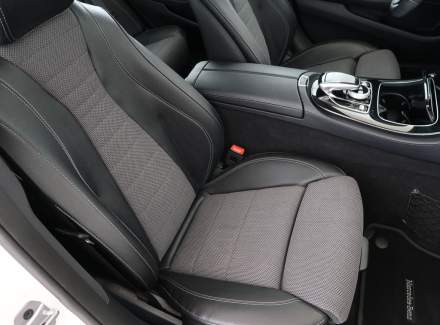 Mercedes-Benz - E-class