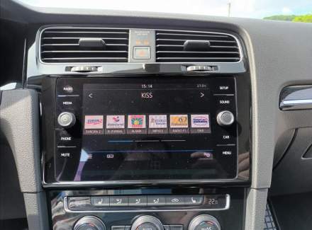 Volkswagen - Golf