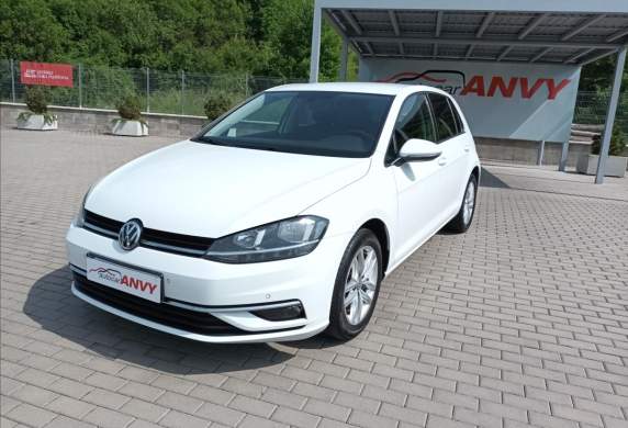 Volkswagen - Golf