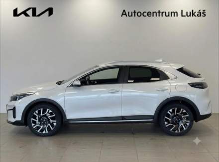 Kia - XCeed