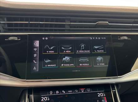 Audi - Q7