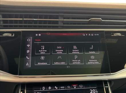 Audi - Q7