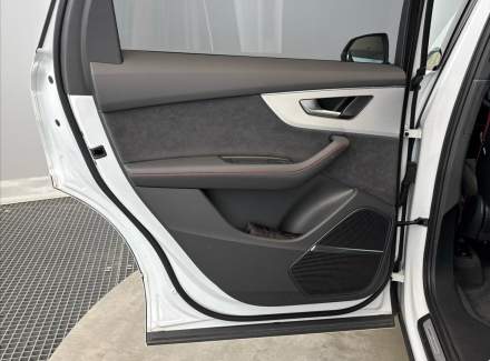 Audi - Q7
