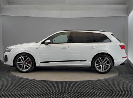 Audi - Q7