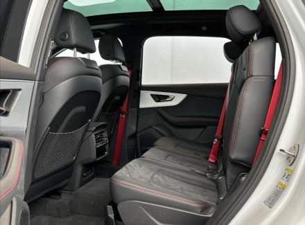 Audi - Q7