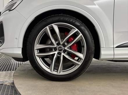 Audi - Q7
