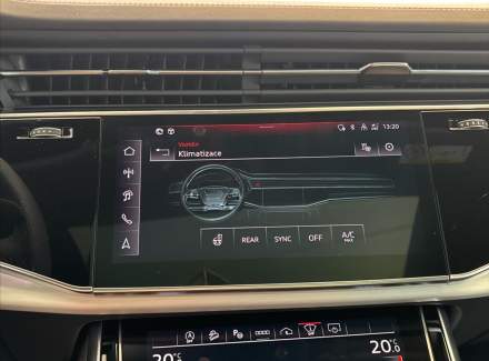 Audi - Q7