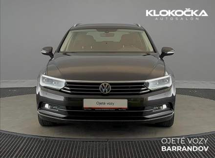 Volkswagen - Passat