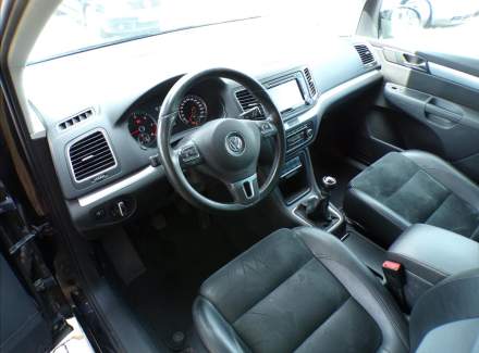 Volkswagen - Sharan