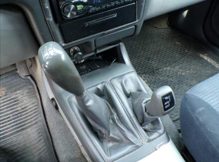 Mitsubishi - Pajero