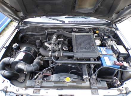 Mitsubishi - Pajero