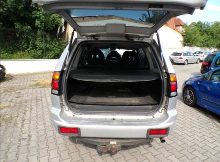 Mitsubishi - Pajero