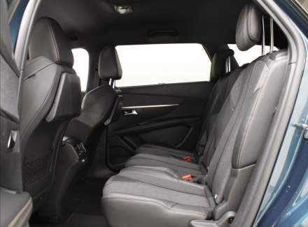 Peugeot - 5008