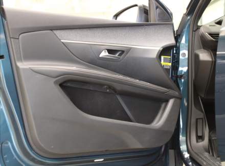 Peugeot - 5008