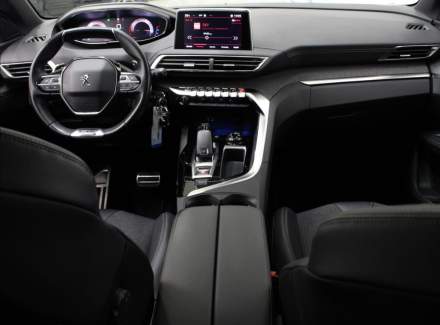 Peugeot - 5008