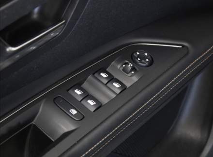 Peugeot - 5008