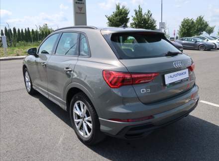 Audi - Q3