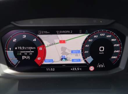 Audi - Q3