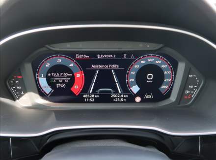 Audi - Q3