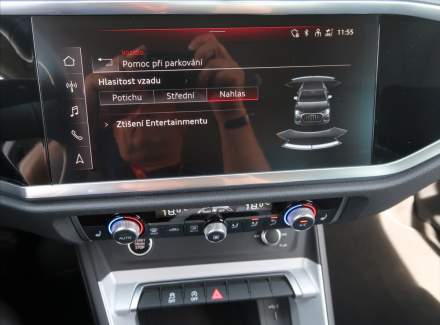 Audi - Q3