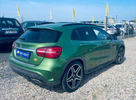 Mercedes-Benz - GLA