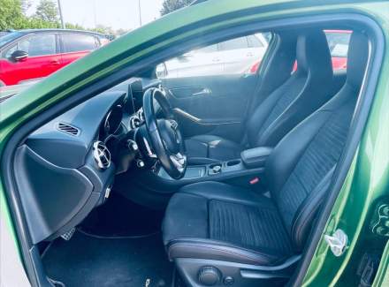 Mercedes-Benz - GLA