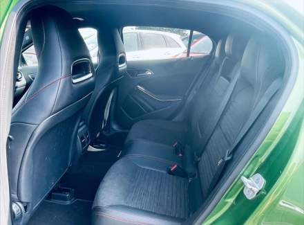 Mercedes-Benz - GLA