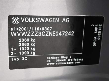 Volkswagen - Passat