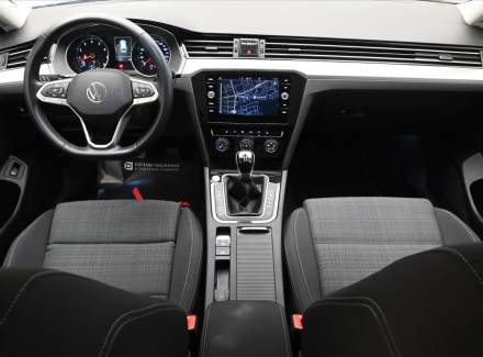 Volkswagen - Passat