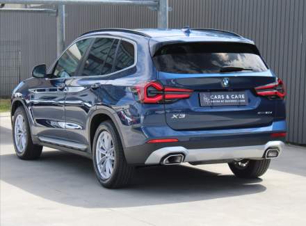 BMW - X3