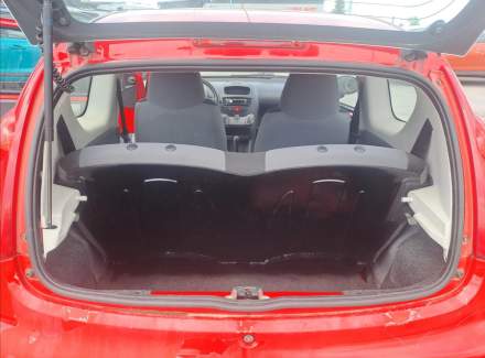 Peugeot - 107