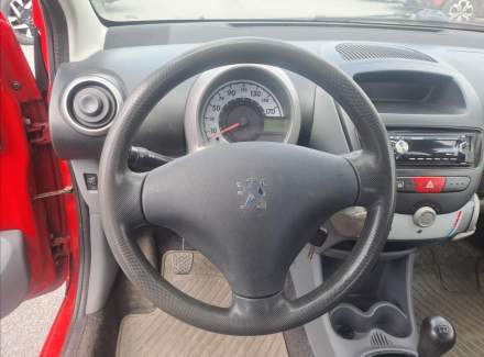 Peugeot - 107