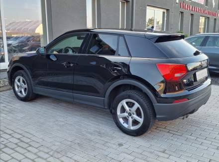 Audi - Q2
