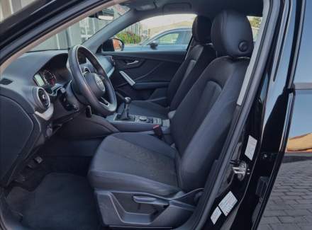 Audi - Q2