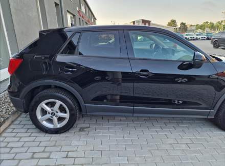 Audi - Q2