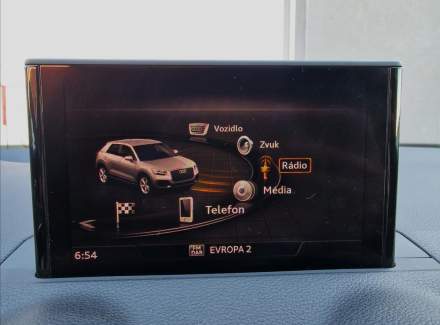Audi - Q2