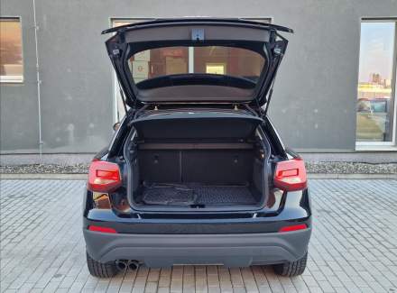 Audi - Q2