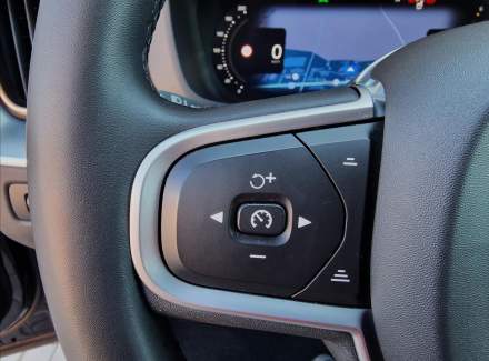 Volvo - XC60