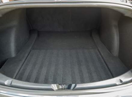 Tesla - Model 3
