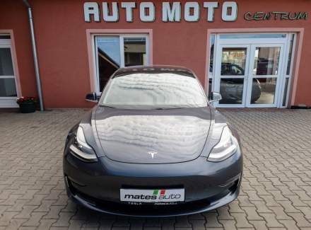 Tesla - Model 3