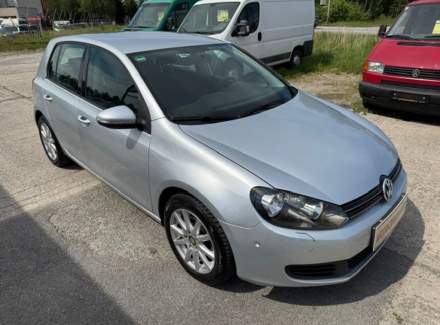 Volkswagen - Golf