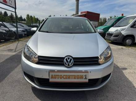 Volkswagen - Golf