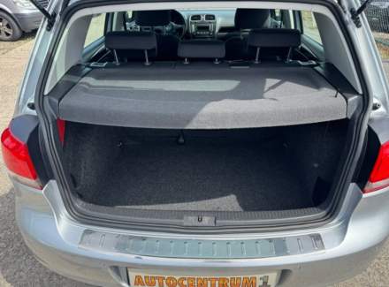 Volkswagen - Golf