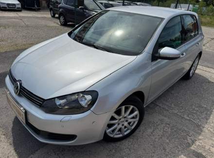 Volkswagen - Golf