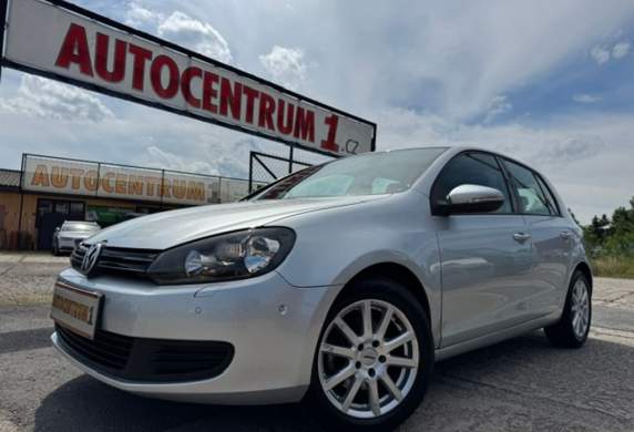 Volkswagen - Golf