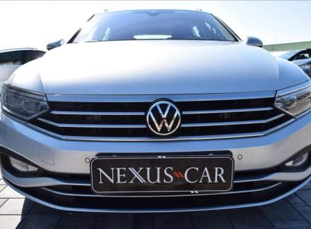 Volkswagen - Passat