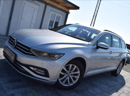 Volkswagen - Passat