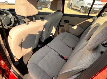 Renault - Clio