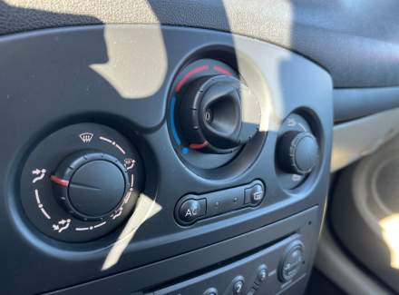 Renault - Clio